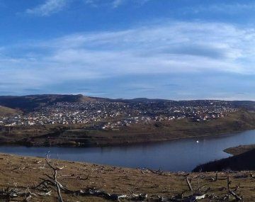 Tragedia en Santa Cruz: dos chicos de 10 años murieron al caer en las aguas heladas de un dique