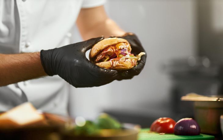 Cuánto cobrará con todo el aumento en paritarias un trabajador en blanco de una cadena de comida rápida