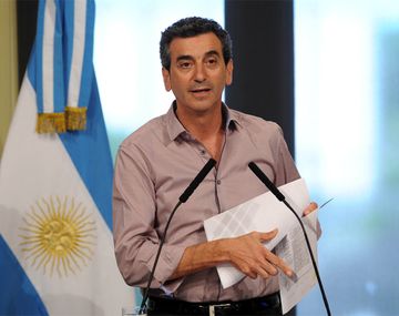 Estoy en las antípodas del pensamiento de Sergio Massa