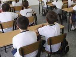 Este martes no habrá clases, pero los chicos deberán ir igual a las escuelas Este martes no habrá clases, pero los chicos deberán ir igual a las escuelas