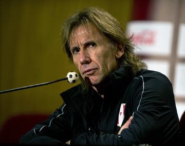 Mostró las garras: El Tigre Gareca furioso con un periodista peruano