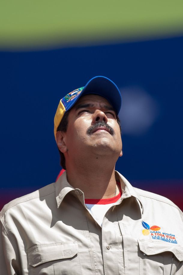 Maduro le atribuye a Chávez la elección de Bergoglio como Papa