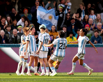 La AFA y el Gobierno firmaron un convenio para impulsar el fútbol femenino en escuelas
