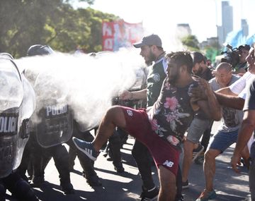 Hubo incidentes en una marcha contra el golpe en Venezuela