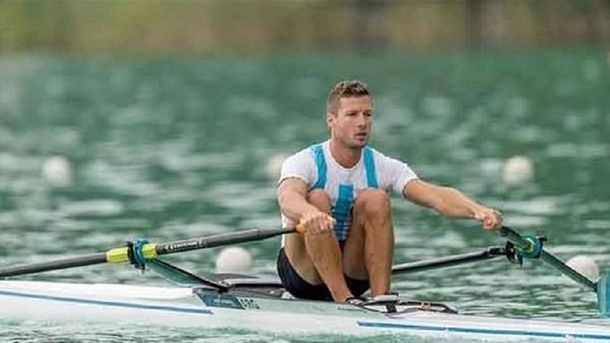 Indignante: remero que competirá en Río no tiene botes para entrenar