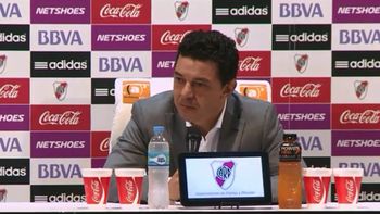 marcelo gallardo: hoy river pago el impuesto a tanto viaje y competicion marcelo gallardo: hoy river pago el impuesto a tanto viaje y competicion