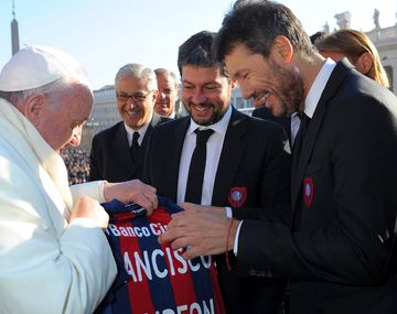 San Lorenzo le lleva la Copa Libertadores al Papa Francisco