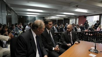 en la primera audiencia, pidieron la destitucion del juez axel lopez en la primera audiencia, pidieron la destitucion del juez axel lopez