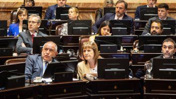 Patricia Bullrich en el Senado. Patricia Bullrich en el Senado.