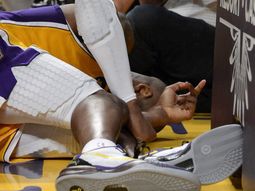 tremenda lesion de una mega estrella de la nba tremenda lesion de una mega estrella de la nba