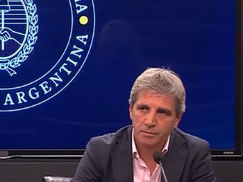 Luis Caputo brindó detalles del acuerdo con el FMI y confirmó un desembolso