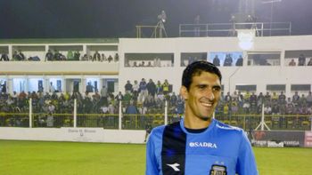 el arbitro que perjudico a river justifica sus errores el arbitro que perjudico a river justifica sus errores