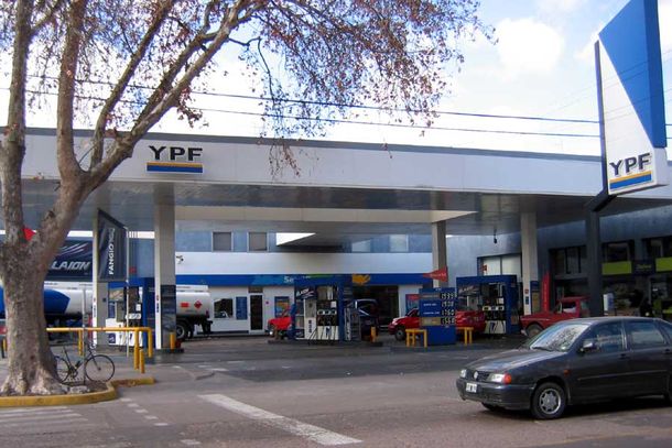 YPF revirtió la caída en la producción de crudo en 2012