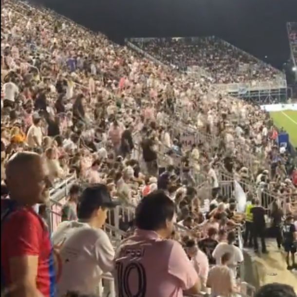 Así los hinchas de Inter Miami abandonaron el estadio tras la salida de Lionel Messi