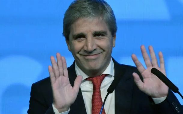 Ministro Luis Caputo.