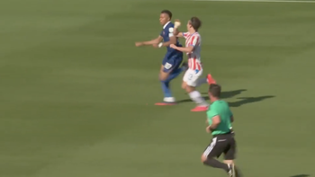 ¿Era expulsión? El golpe sin pelota de Matías Galarza a Kylian Mbappé que encendió la polémica ¿Era expulsión? El golpe sin pelota de Matías Galarza a Kylian Mbappé que encendió la polémica