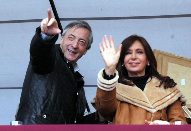 Nestorcristinasantacruz_dyn