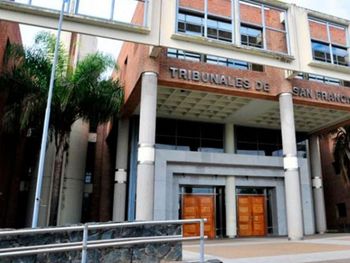 Grave denuncia en Córdoba: violaron a un compañero de 12 años en la escuela y filmaron el abuso