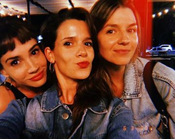 Las estrellas, reunidas por una noche de charla
