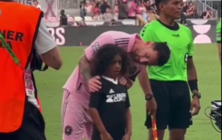El gesto de Messi con el nene que se emocionó en la previa