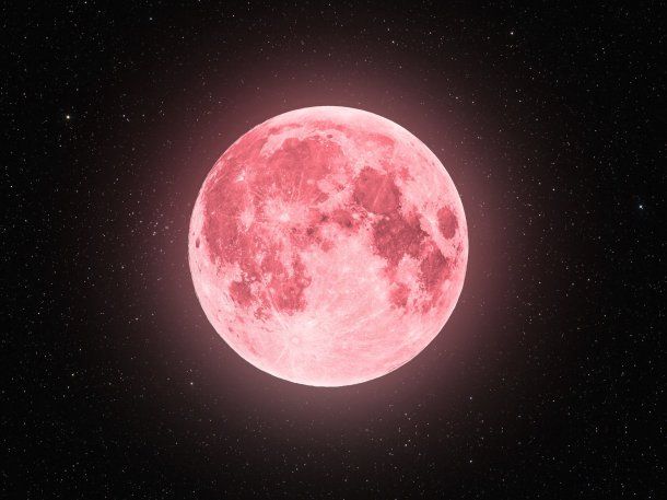 Los mejores rituales para canalizar la energía de la Luna de Fresa en junio