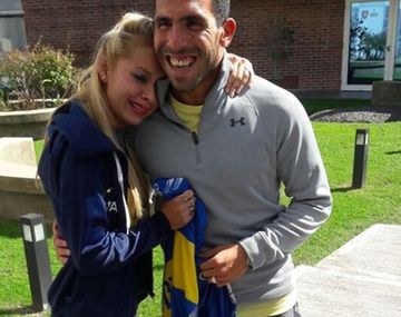 Tevez le cumplió el sueño a oficial atropellada 