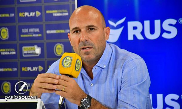Gonzalo Belloso ratificó a Jorge Almirón en Rosario Central: Hasta mi mamá me pide que lo eche pero...