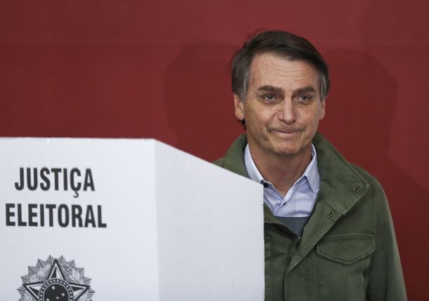Defensor de torturadores, machista y racista: Bolsonaro, el nuevo presidente de Brasil