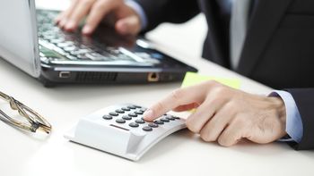 siete de cada diez argentinos tuvieron que recortar gastos para llegar a fin de mes siete de cada diez argentinos tuvieron que recortar gastos para llegar a fin de mes