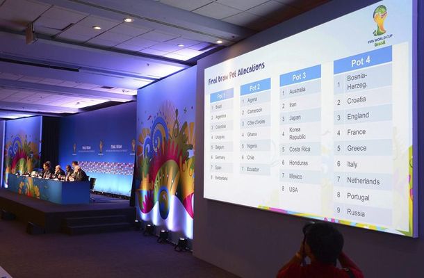 Argentina, en una zona accesible y Brasil, en el grupo de la muerte