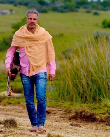 El hermano de Susana Giménez aseguró que si se quedaba en Argentina tenía que hacerlo con un arma para pelear