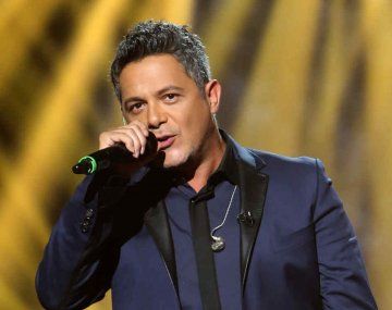 Alejandro Sanz reaccionó a las fuertes acusaciones de una fan: Qué pena...