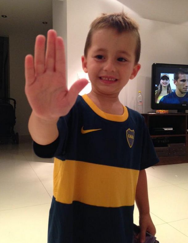 Tuvo su revancha: el nene del video gozó a River tras la goleada de Boca