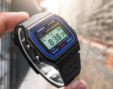 Cómo transformar un Casio viejo en un reloj inteligente