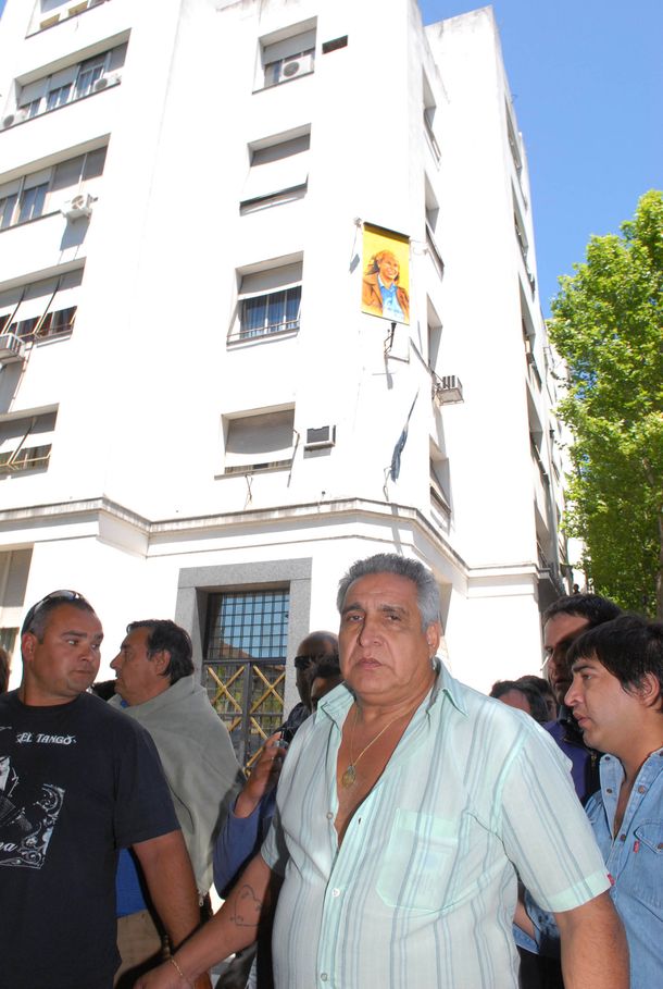 Liberan al hijo del Pata Medina, pero seguirá investigado