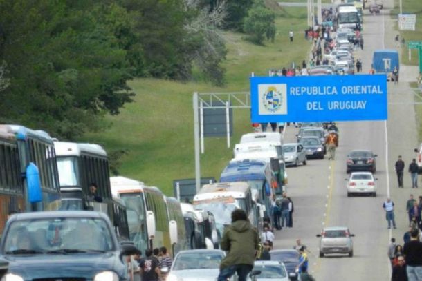 Argentina, tierra del deme dos de los uruguayos: Lacalle Pou admite que es imposible competir