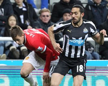 Disputó el Mundial de Sudáfrica 2010 y fue elogiado por Maradona, aunque a los 41 años jugará de forma amateur.&nbsp;