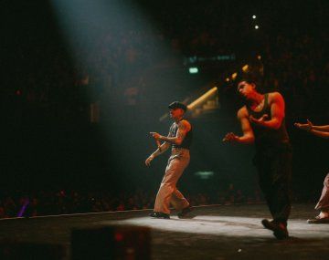 Rauw Alejandro cautivó Buenos Aires con su Cosa Nuestra Tour