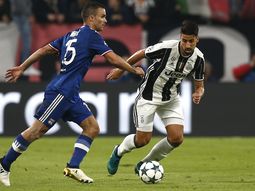 con un gol de higuain, juventus empato y quedo al borde de los octavos con un gol de higuain, juventus empato y quedo al borde de los octavos