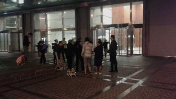 el temblor se sintio en buenos aires y evacuaron varias torres el temblor se sintio en buenos aires y evacuaron varias torres