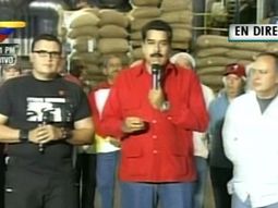 Chávez está consciente y dando batalla, insistió Maduro