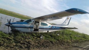 Avioneta abandonada Avioneta abandonada