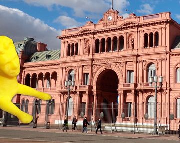 Macri Cat, el amuleto que causa furor en la Casa Rosada