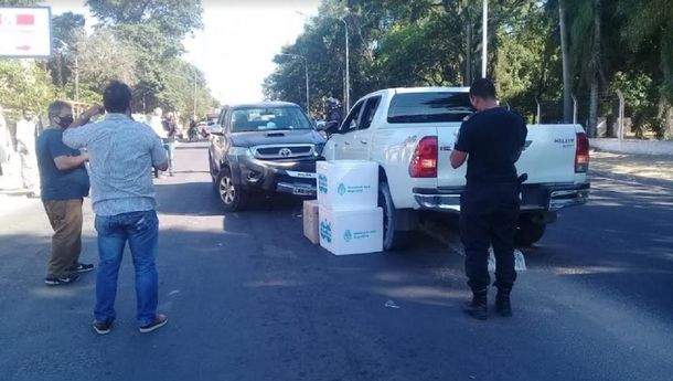 Chocó el ministro de Salud de Corrientes: transportaba vacunas contra el coronavirus sin protocolo