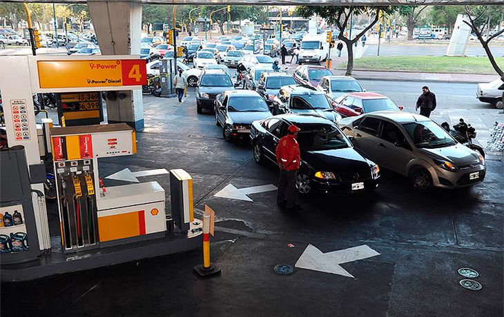 Aumentan los precios de los combustibles en todo el país