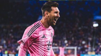 Lionel Messi brilló con un triplete en la victoria del Inter Miami por MLS. Lionel Messi brilló con un triplete en la victoria del Inter Miami por MLS.