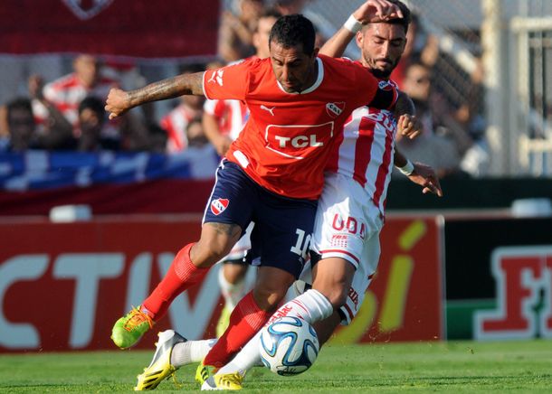 Independiente empató con Unión y salió de los puestos de ascenso