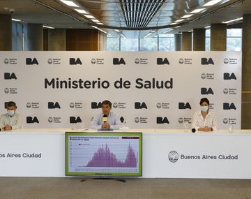 Realizan procedimiento en Ministerio de Salud porteño por denuncia sobre la vacuna