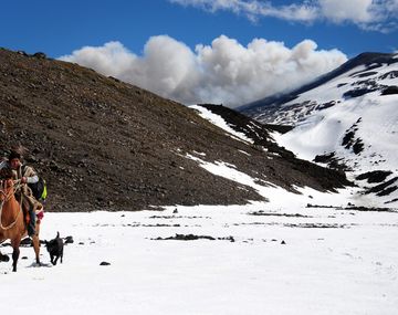 Alivio en el sur: disminuye la actividad del volcán Copahue