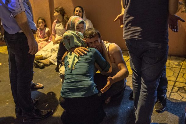 El kamikaze del atentado en Turquía tenía entre 12 y 14 años